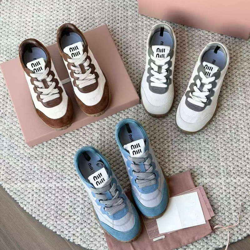 High-End Quality 2026 New Style Lace-Up Color-Blocking German Training Sneakers, White Shoes for Women, Fashionable Casual Non-Slip Biscuit Shoes