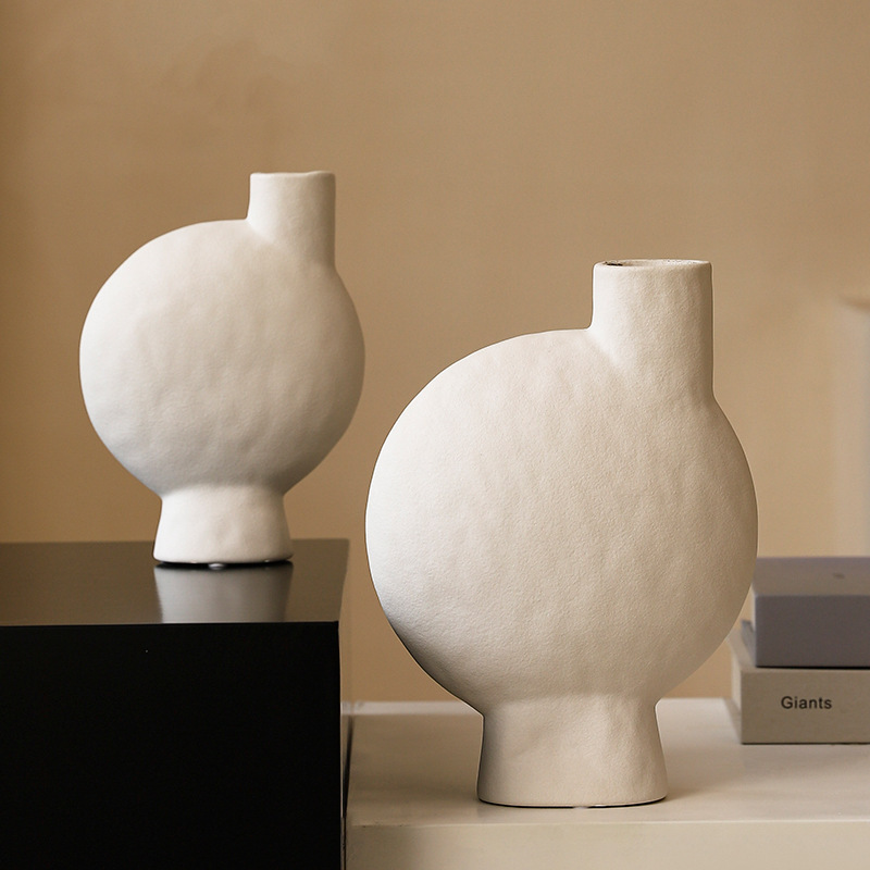 Simple Japanese Style Plain Burned Ceramic Vase Home Decoration Homestay Retro Ceramic Ornaments Silly Dried Flower Vase