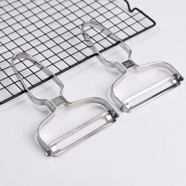 切果器;刨子、削皮器;厨用剪刀