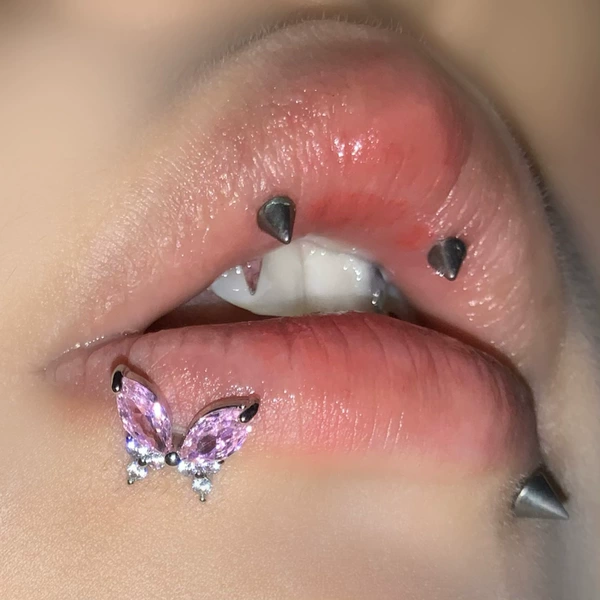 Horse Eye Butterfly Pink
