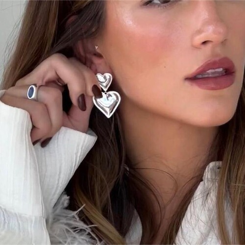 European and American ins celebrity earrings 18k gold love pendant earrings double peach heart earrings stainless steel earrings