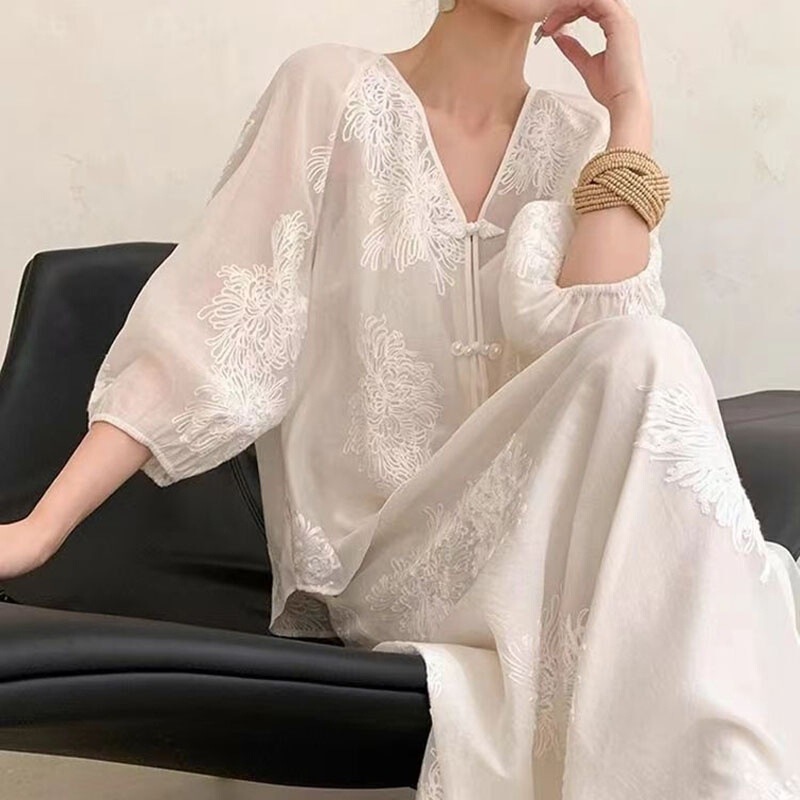 New New Chinese Style Two-Piece Suit, Chinese Style Top, Solid Color Skirt, Super Fairy White Dress, Wide-Leg Shorts