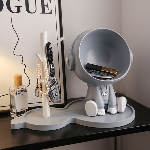 Creative astronaut entryway key storage ornaments home decorations living room storage housewarming gifts