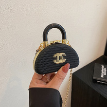 ����ڼt��Ů2025�¿�羳����б��С����ͯ���߹�朗l�μ�Ů����