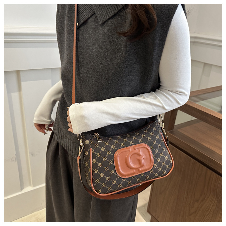 Cross-border retro trend small square bag for women, new fashionable printed French small square bag, niche and stylish single-shoulder crossbody bag undefined