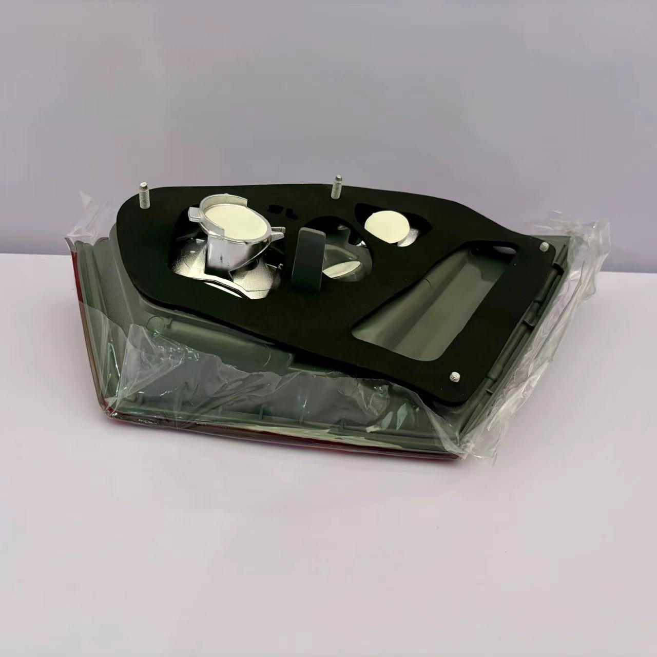 Suitable for 06-20 Toyota Camry rear tail lamp assembly left and right brake reversing lamp cover shell turn signal