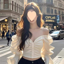 法式高级女装服饰上新 一字肩性感辣妹吊带上衣女