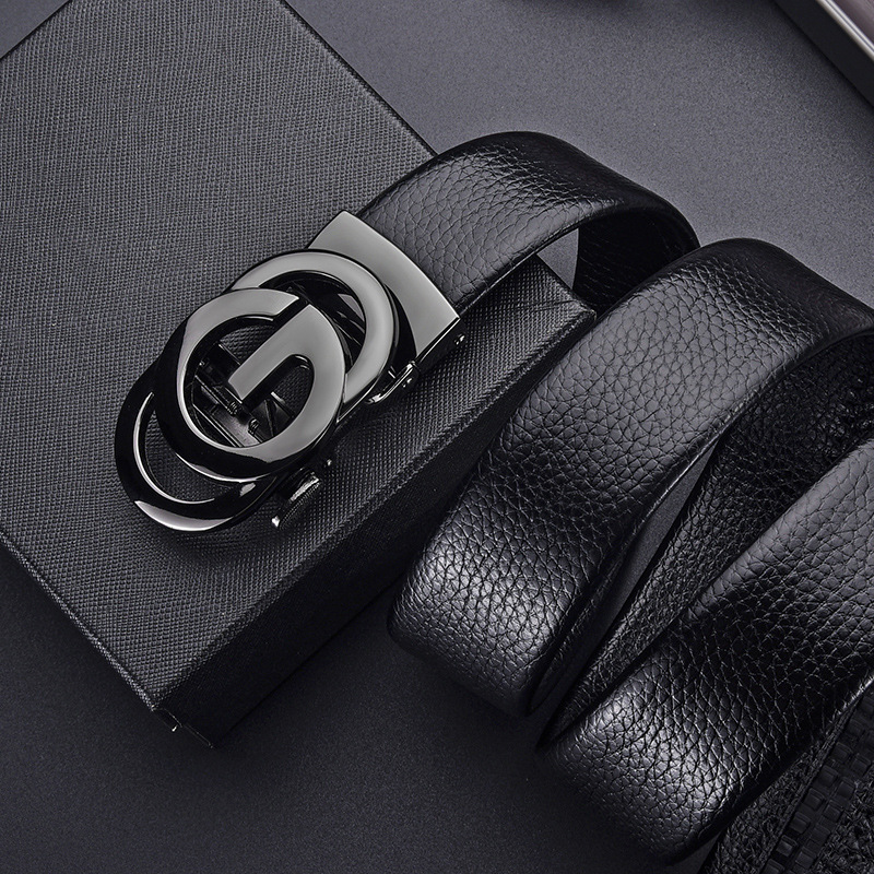 Cinturón de cuero puro para hombre, cuero suave en relieve, cinturón de estudiante, hebilla automática de aleación hueca, cinturón de todo fósforo, sello de cintura de moda en stock
