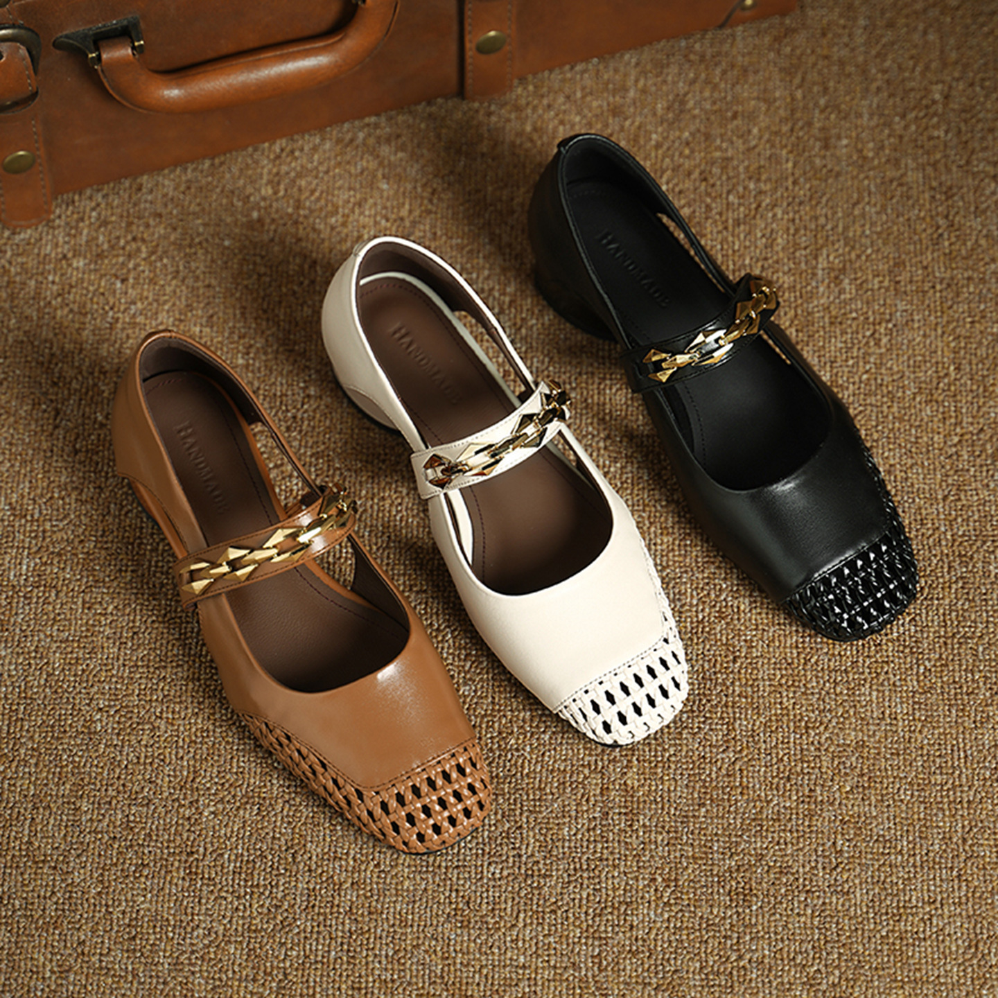 Sandal nữ gót thấp mũi hở quai ngang đế xuồng cỡ lớn 33–43 — đen