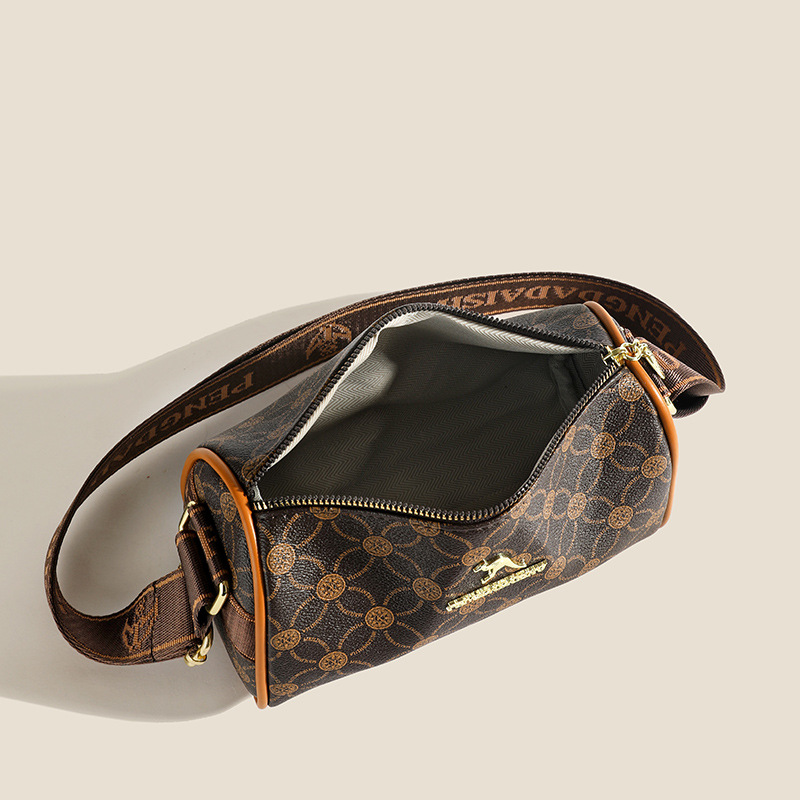 Bolso coreano de moda para mujeres, bolso de moda para madres, otoño y invierno 2024, nuevo tipo de cuero suave, lujoso, hombro simple, bolso de hombro