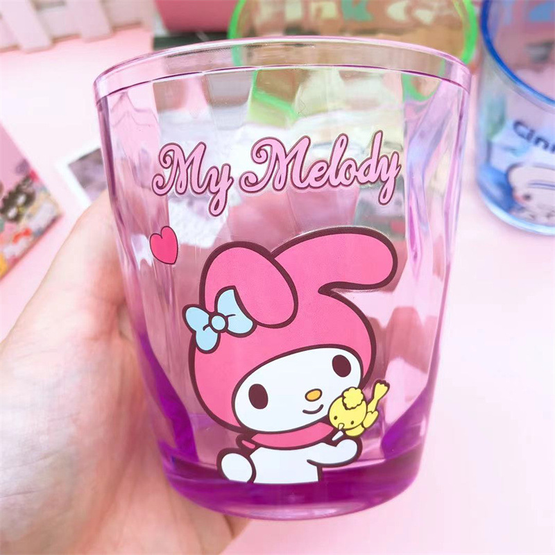 Acrylic cup