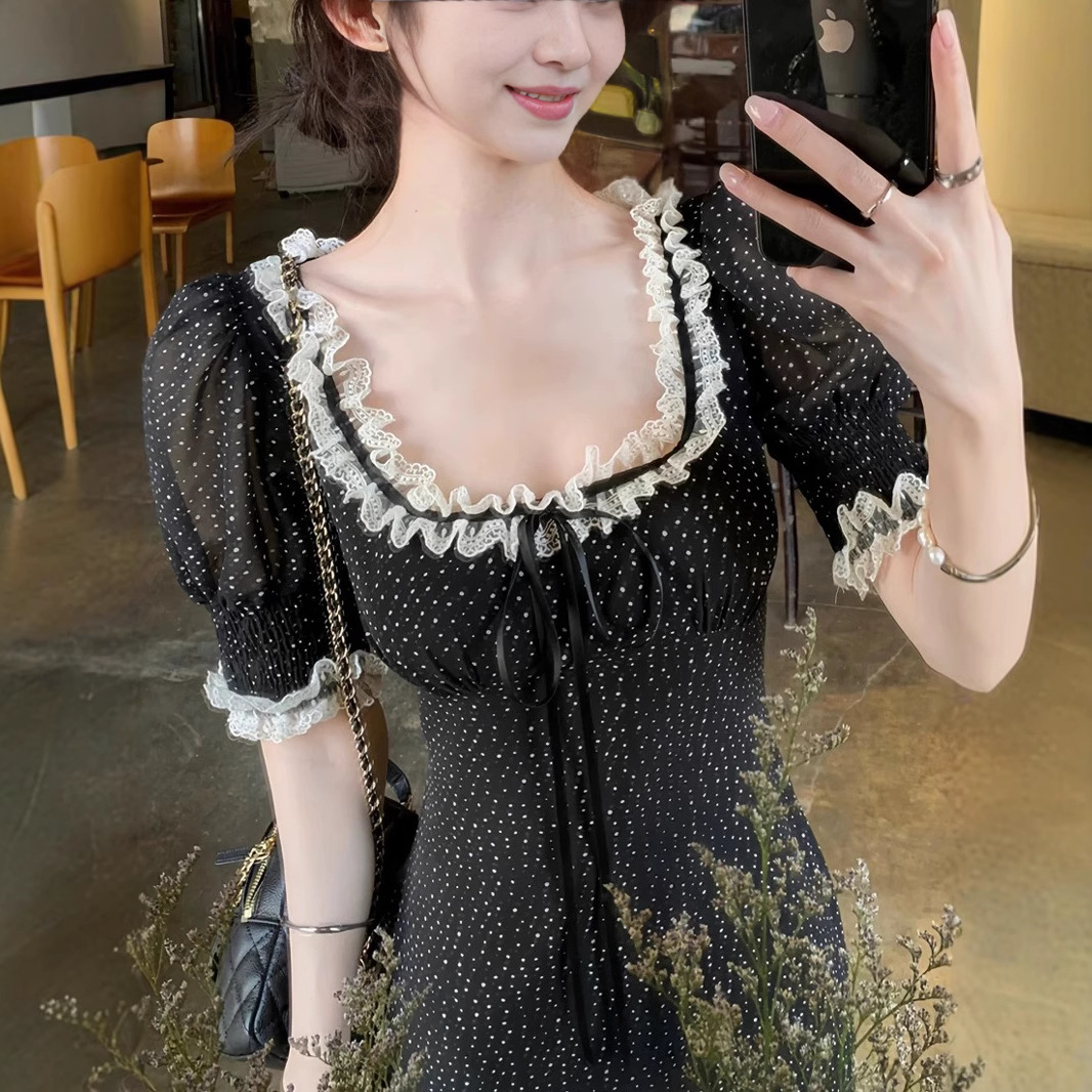 白水女 白塔玫瑰 大U领花边连衣裙女早春韩系chic别致穿搭长裙