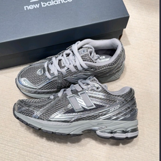 Putian Shoes Pure Original New Balance Nb1906R Liquid Silver Cushioning Retro Shoes Low-Top Dad Shoes Running Sneakers