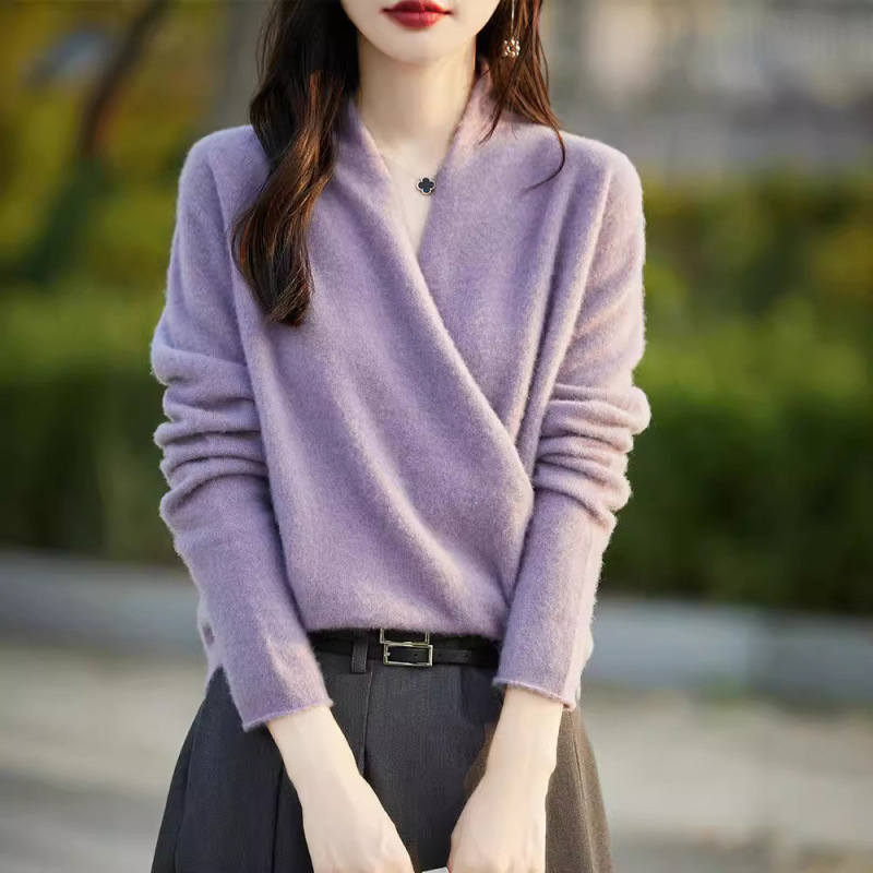 2025 Women's Elegant Korean Style Kimono Collar Autumn and Winter New Loose Pullover Pure Wool Sweater Fashionable Long-Sleeved Top 2025 Women's Elegant Korean Style Kimono Collar Autumn and Winter New Loose Pullover Pure Wool Sweater Fashionable Long-Sleeved Top