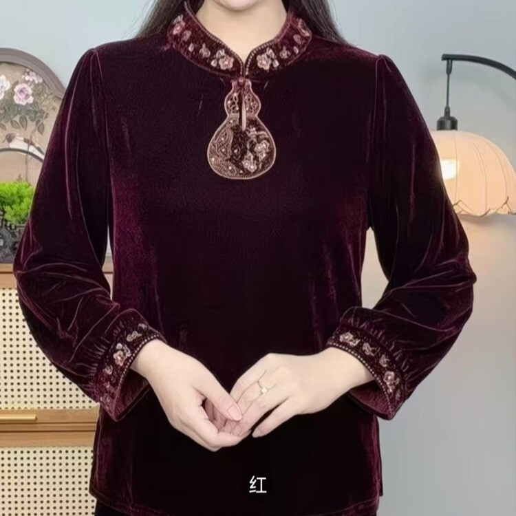 New Chinese-style autumn fashion for mothers, stylish short shirts, middle-aged women's clothing, age-reducing high-end velvet tops New Chinese-style autumn fashion for mothers, stylish short shirts, middle-aged women's clothing, age-reducing high-end velvet tops
