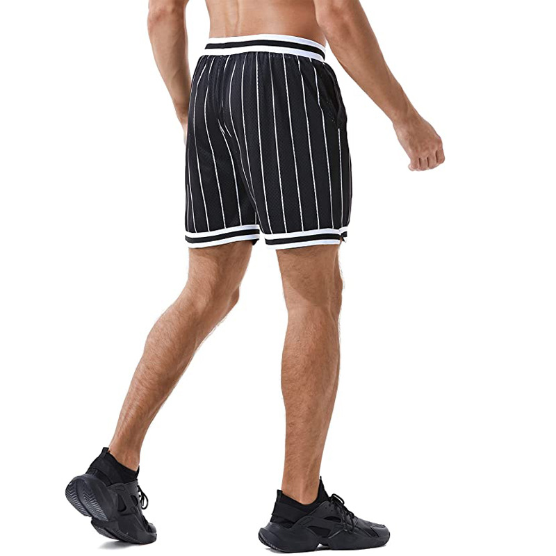 Herren Sommer Eis Seide Neue Mitte Schwarz Split Hosen Casual Amerikanischen Basketball Shorts für Oberbekleidung_voghion.com