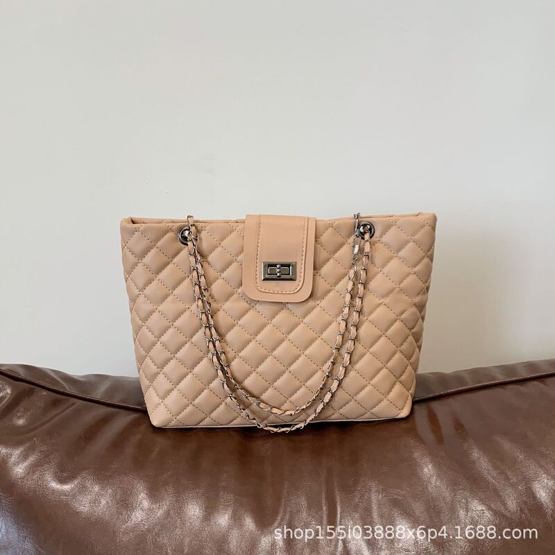 2026 New Large-Capacity Fashionable Quilted Women's Bag Fashion Chain Shoulder Bag Tote Bag