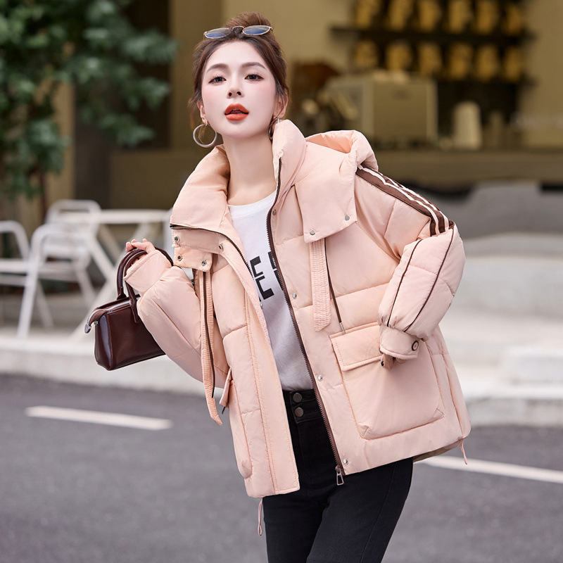 Designed Winter down Jacket for Women 2025 New Fashion Pink Hooded Short Small Outwear 90 White Duck down