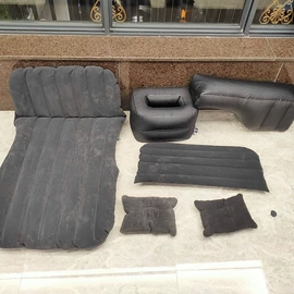 车载充气床;其他汽车内饰