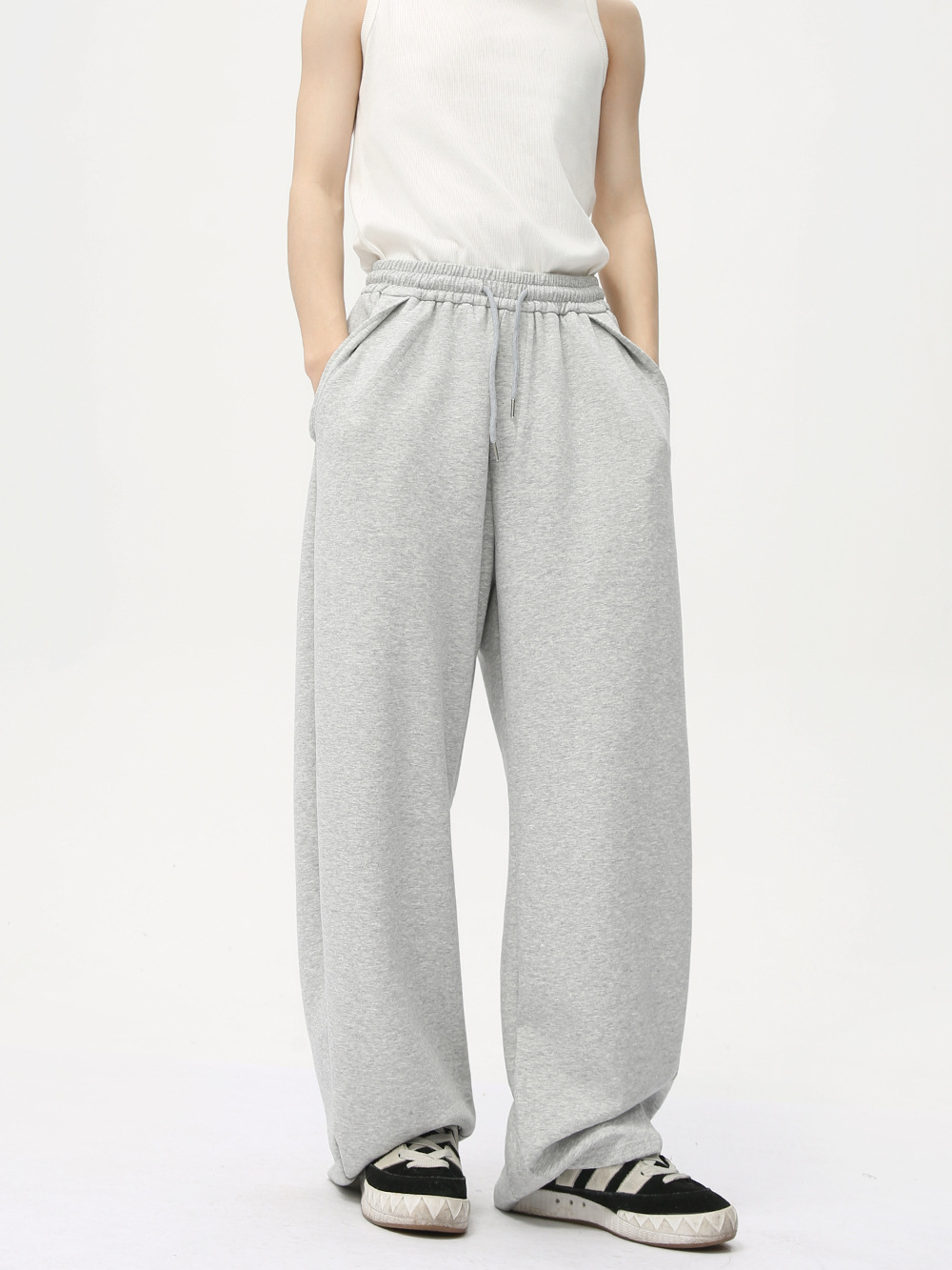 MTLCLOTHES Hombres| Coreano sólido minimalista estilo deportivo casual diario V-collar suelto conjunto versátil