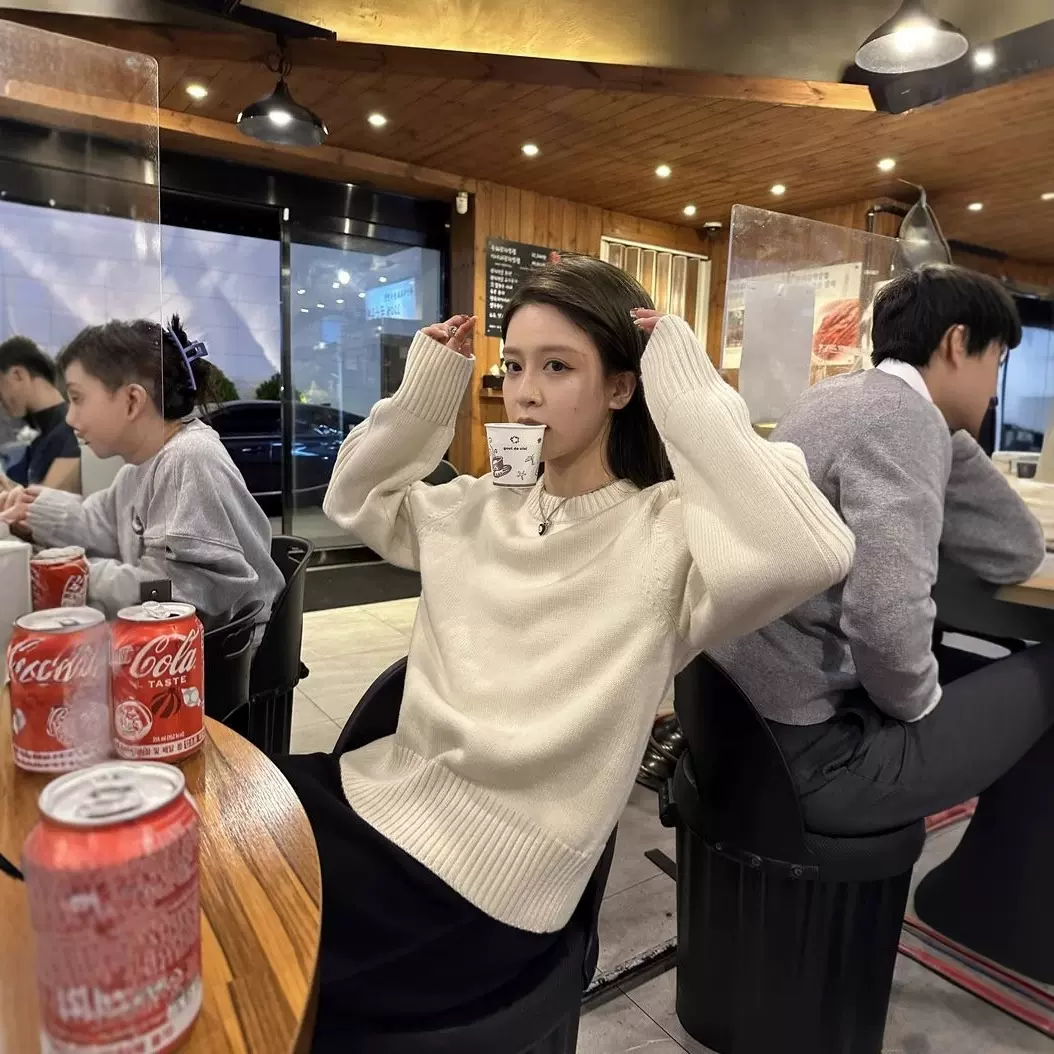 （反季清仓）美国妹Meiguo 亮色圆领针织衫简约时尚百搭毛衣上衣