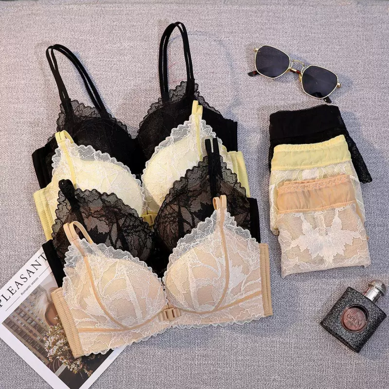 小胸聚拢内衣女上托无钢圈纯欲蕾丝性感法式前扣文胸罩套装