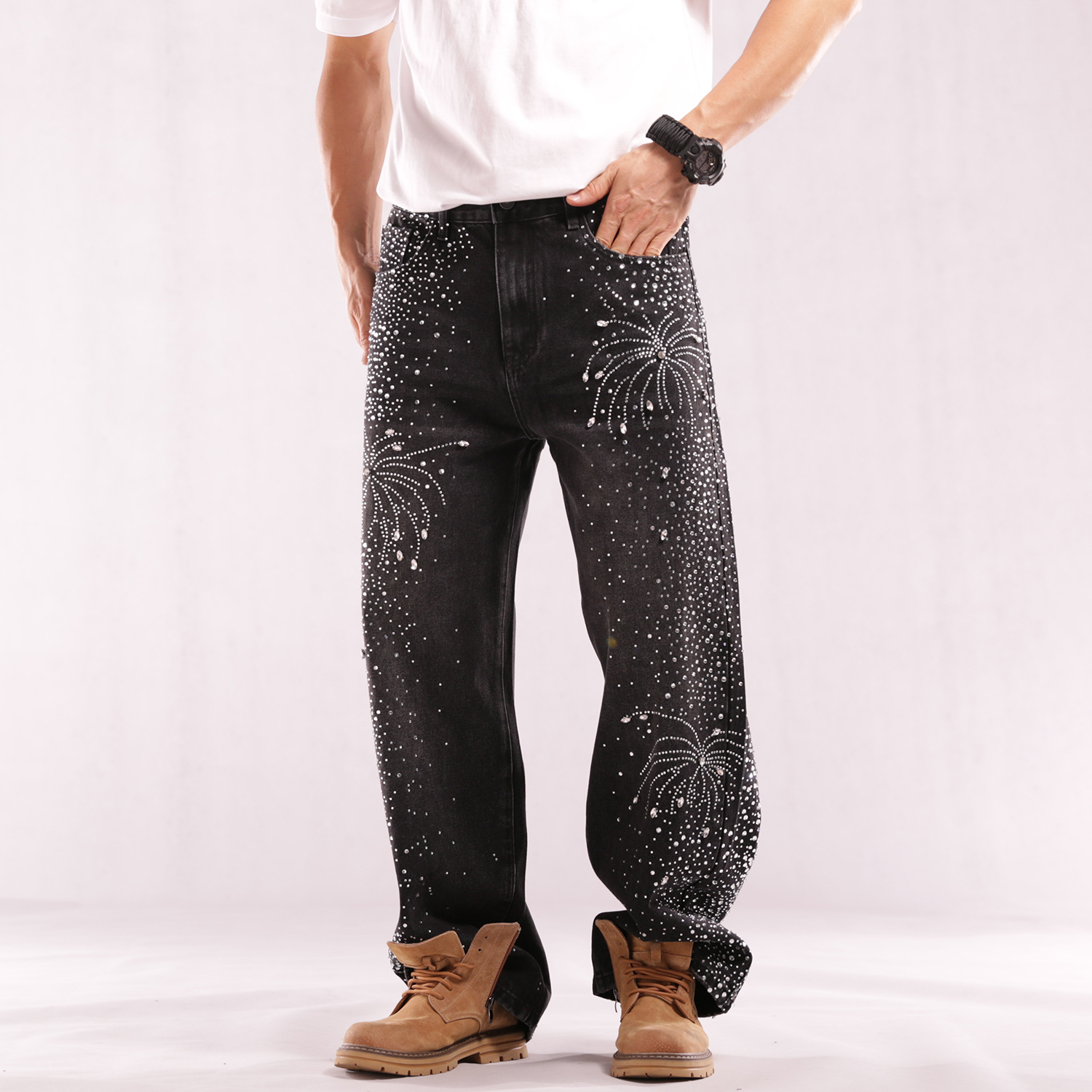 Amazon comercio exterior una agencia de industria pesada caliente de diamantes estrellas vacías de perforación jeans rectos masculinos sueltos AliExpress Europa y América