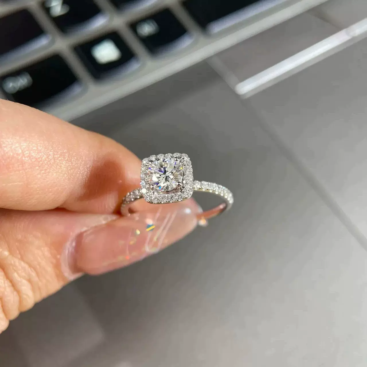 胖东来同款小方糖戒指女时尚轻奢活口可调节食指戒铜微镶锆石手饰