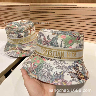�羳�ϼҲ��L�ϻ��O��ñ�����Ứ��ĸ���ñŮʽ�r�аٴ��n����ñ