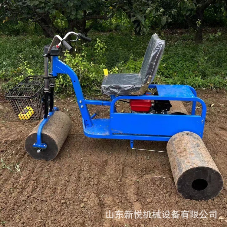 小麦自走式镇压器 新款蔬菜苗床镇压机170型汽油机大棚压地机