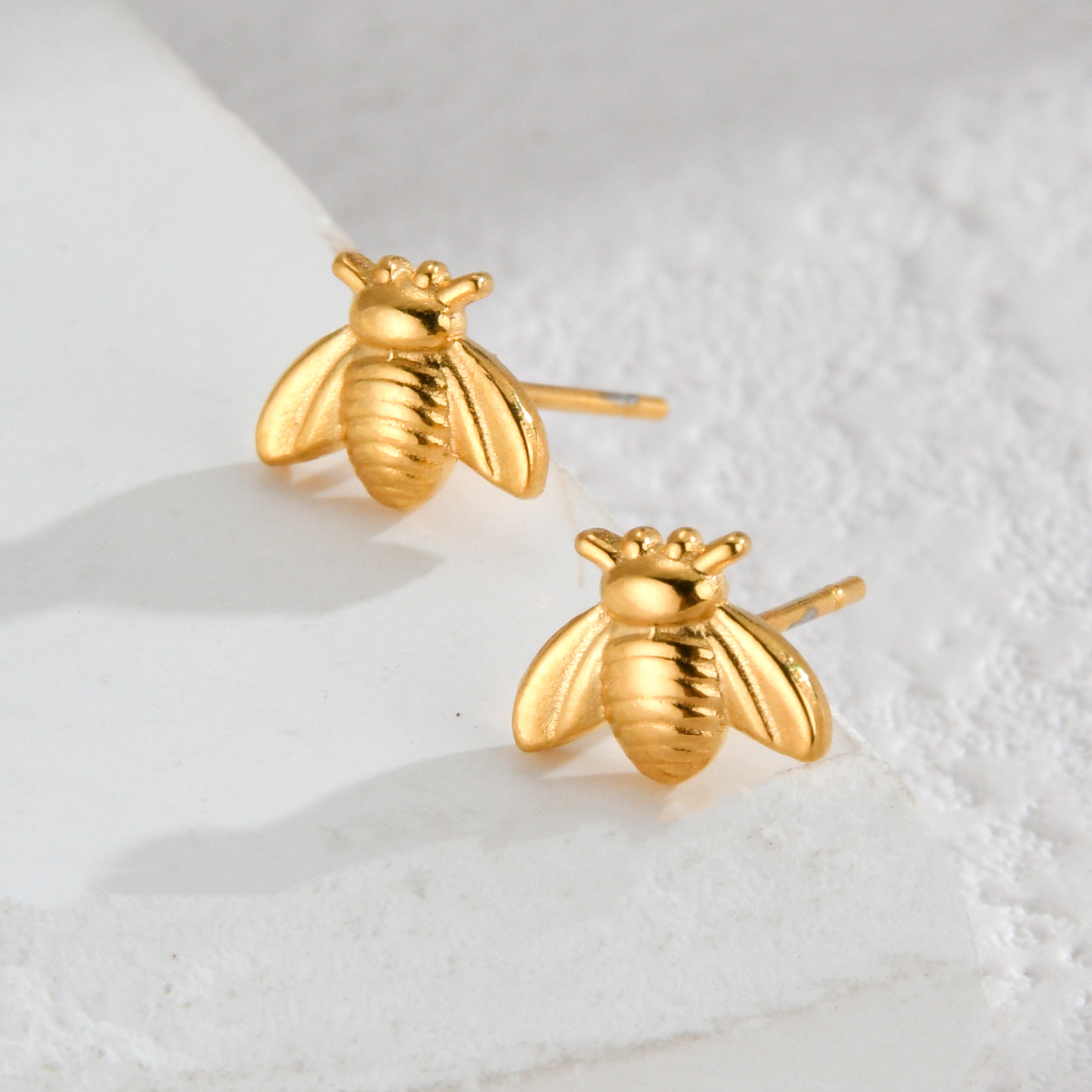 Animal, Owl Pattern Women's Gender 1 Pair Cute Animal Owl Bee Plating Inlay Titanium Steel Zircon 18K Gold Plated Ear Studs