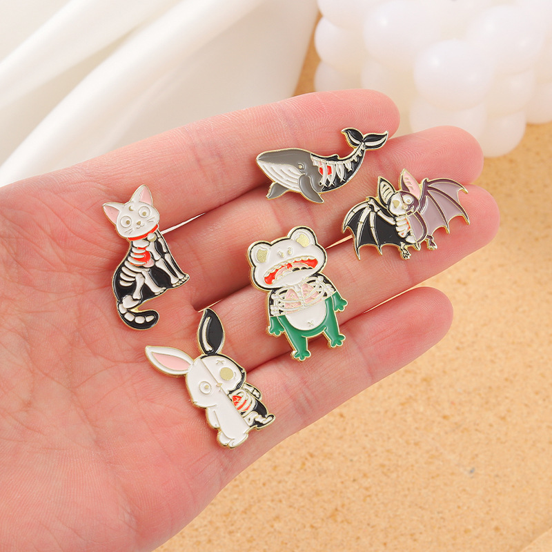 Cartoon Style Animal Alloy Plating Metal Brooches display picture 7