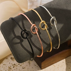 耳环;耳扣;手镯