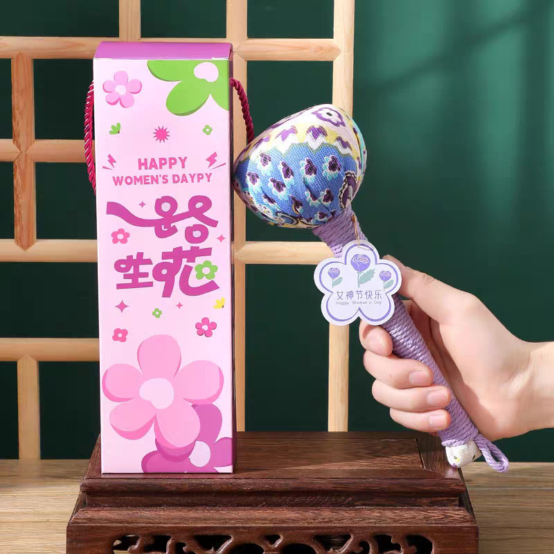 端午の艾草ハンマー材料は養生ハンマーを包んで手作りします。|undefined