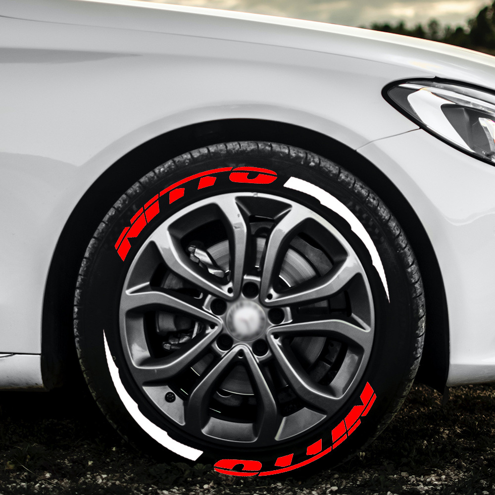 빨간색 + 흰색 스파이크