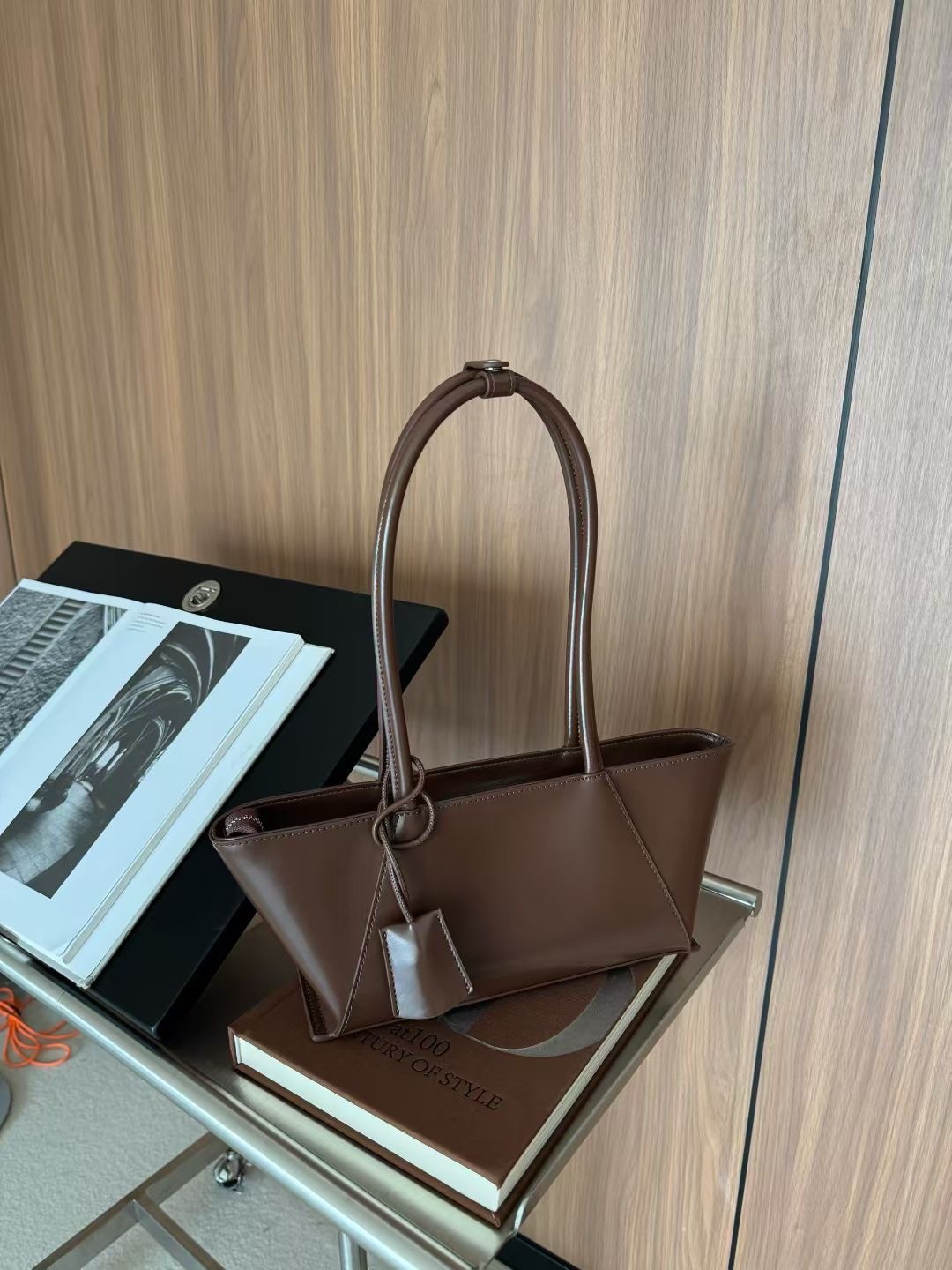 2025 Autumn/Winter New Genuine Leather Baguette Bag Elegant Wedding Clutch Simple Commuter Luxury Underarm Shoulder Bag - Thumbnail 8