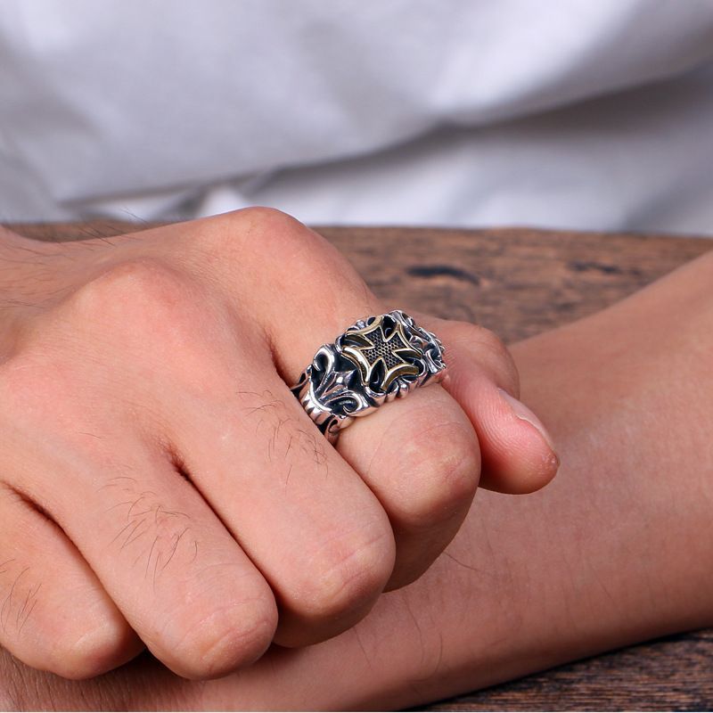 Cross Anchor Ring Image 6
