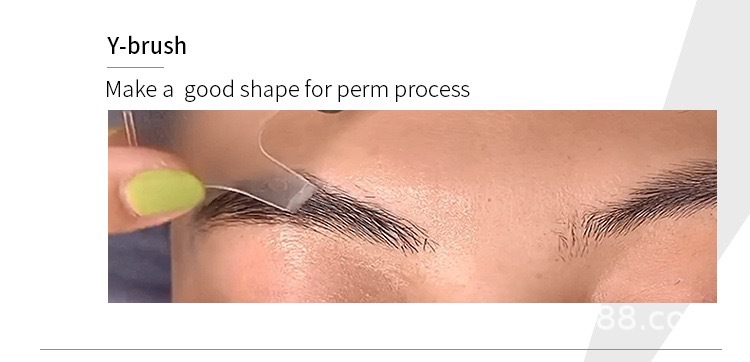 Brow Lamination Step 3