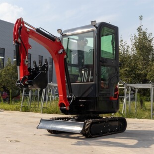 外贸供应迷你型家用挖掘机 市政园林绿化开挖机 小型履带农用钩机-阿里巴巴