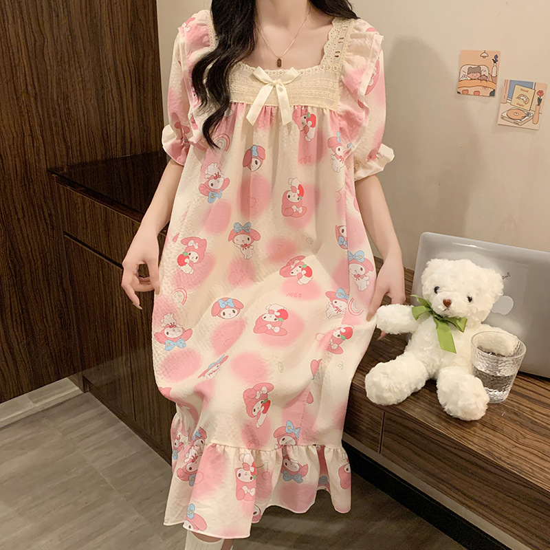 Pijama de la mujer sobre la rodilla vestido verano 2024 nuevo dulce lindo perro de dibujos animados algodón vestido de pijama casero al por mayor