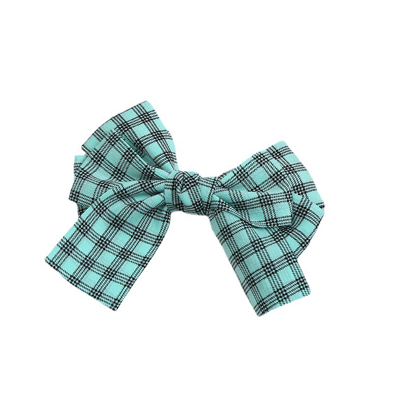 Elegant hairgrip with bow