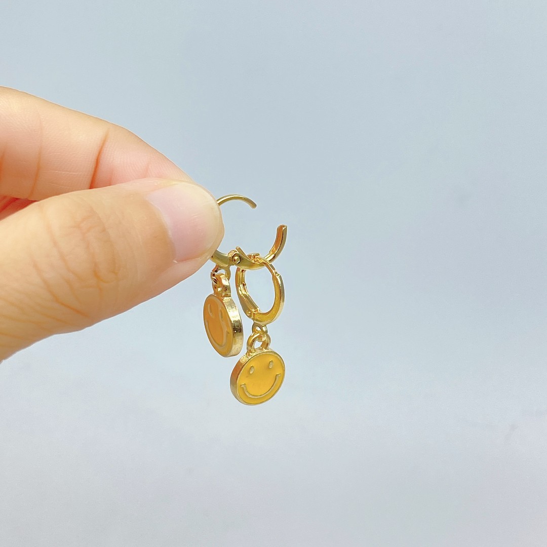 Wholesale Jewelry Smiley Yellow Smile Copper Earrings Nihaojewelry display picture 5