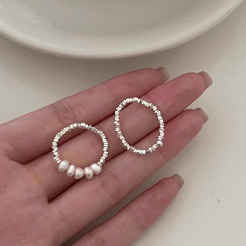 Anello con perla frammentata Misty Rain per donna, anello chiuso dal design unico e alla moda, vendita diretta in fabbrica_voghion.com