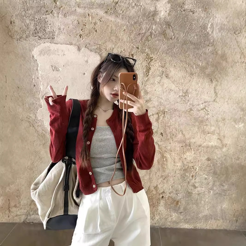 Design Sense Niche Red Thin Small Cardigan Women's Autumn Korean Slim-fit Short Long-sleeved Sweater Jacket