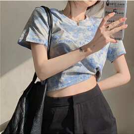 现货2022网红扎染短袖T恤女韩版高腰露脐短款上衣女泫雅风打底衫