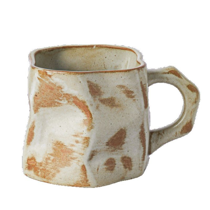Taza de forma especial de cambio de horno, taza pellizcada a mano, taza de agua de café con leche de alta calidad de cerámica, taza de té de café de oficina, regalo pequeño