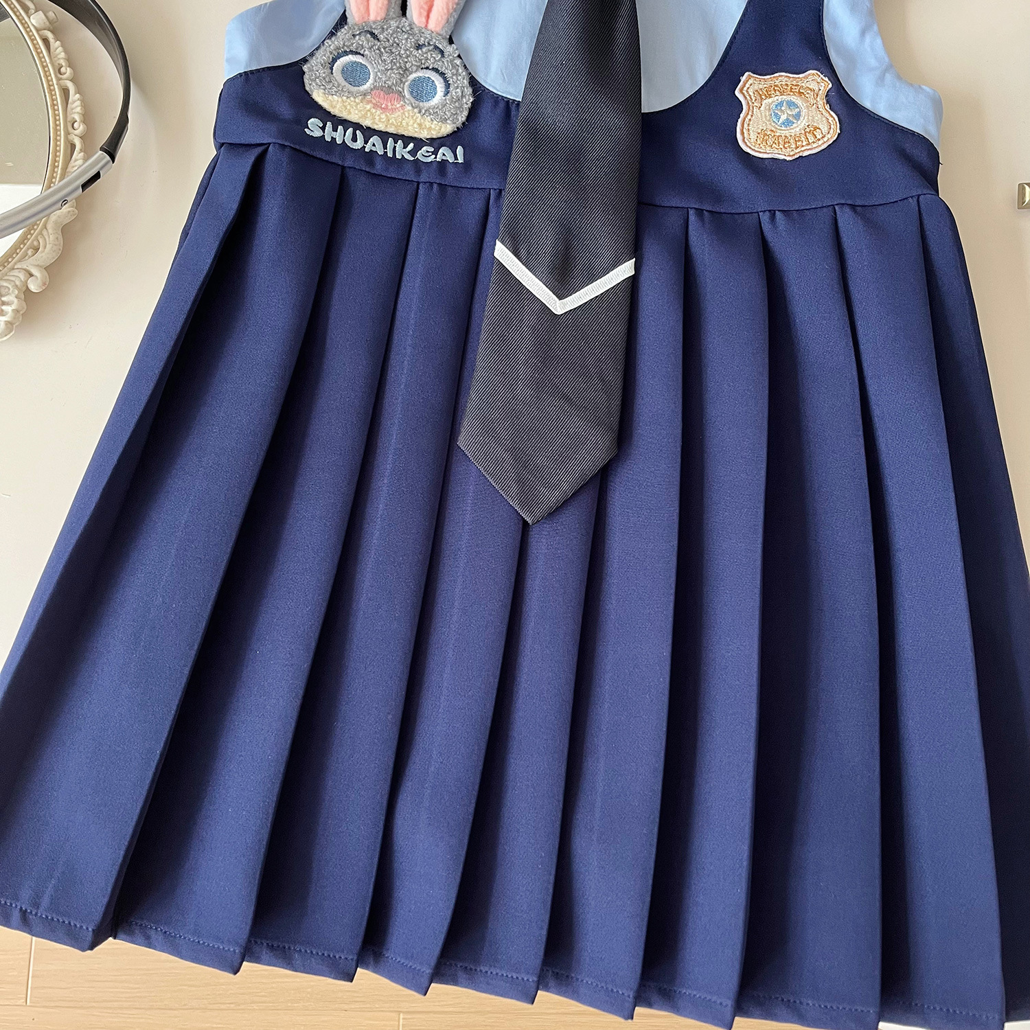 Gonna per bambini senza maniche plissettata in stile scuola coniglietto coreano versione estiva 2024 24376_voghion.com