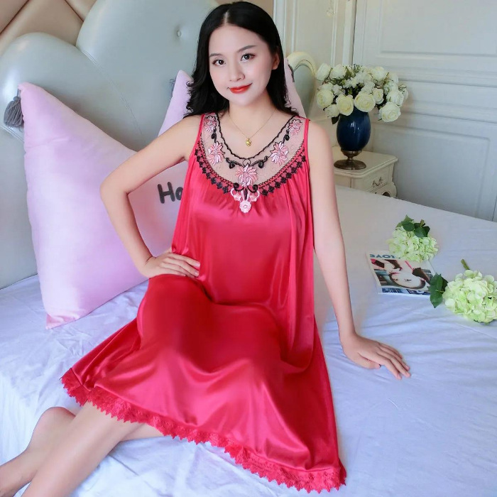 2023 Verano de seda de hielo camisón de las mujeres de seda delgada sexy suave cómodo pijamas de las mujeres desgaste del hogar Comercio exterior al por mayor