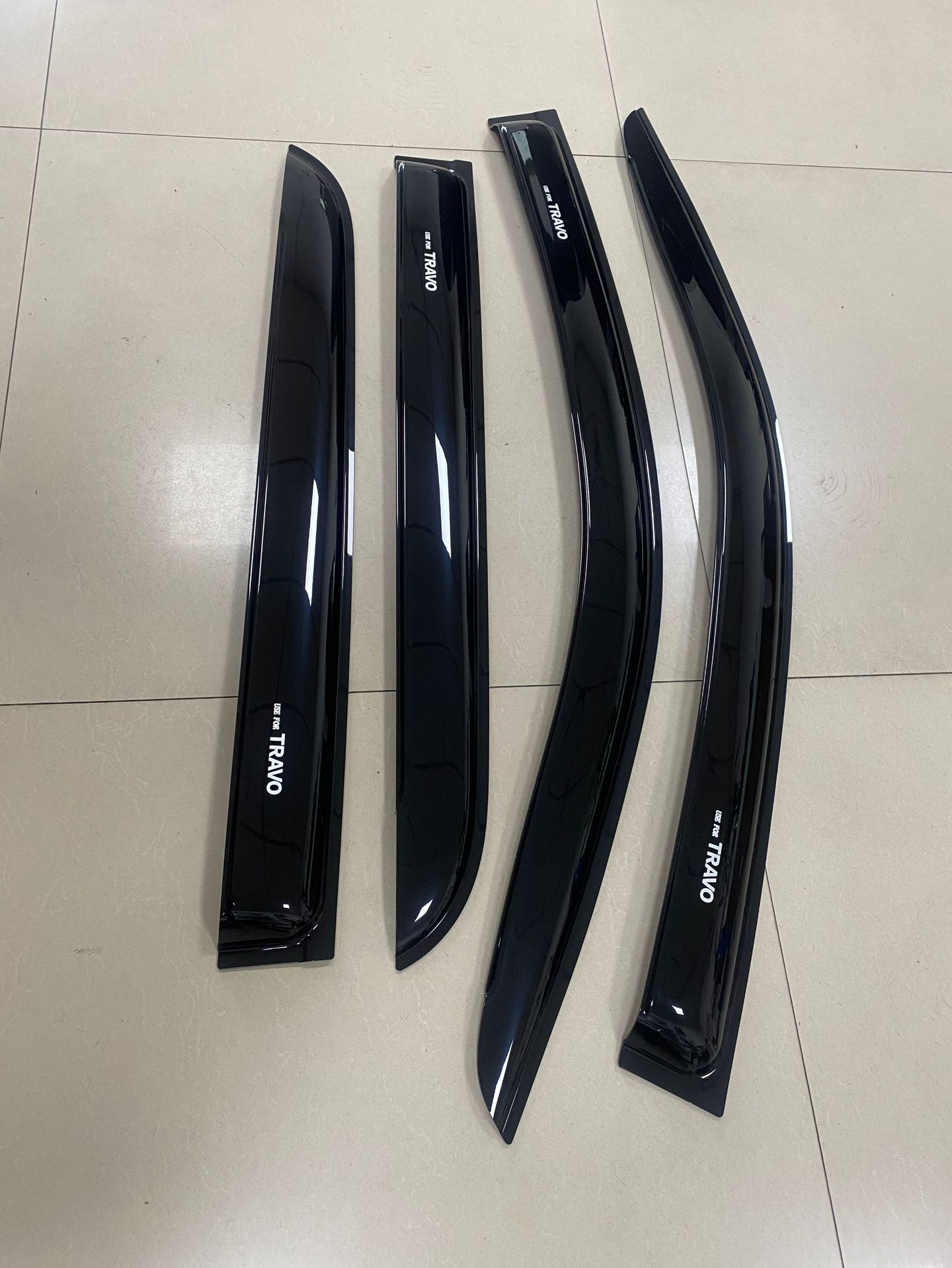 Hilux Travo Rain Shield 2026 New Model Hilux Travo 4-Door Rain Shield Travo Rain Visor Car Window