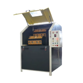 光饰机;天然磨料;金属工艺液